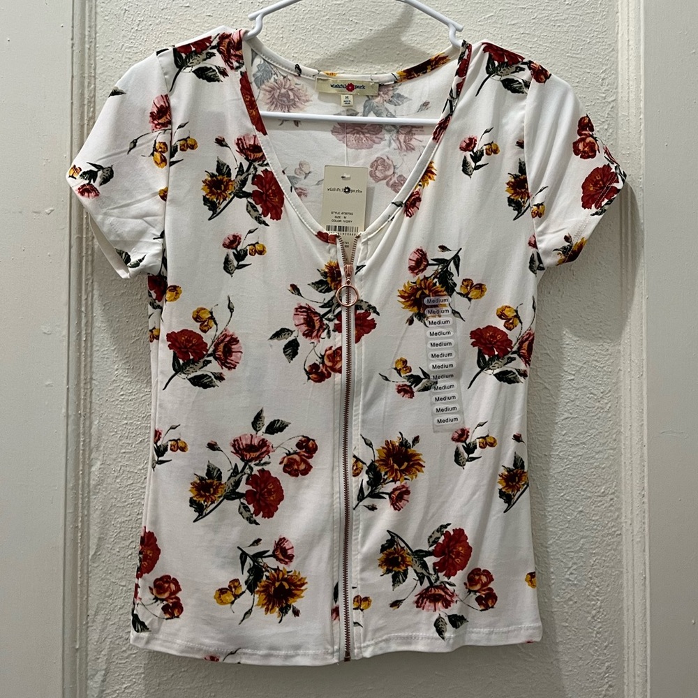 NEW Wishful Park floral zip front blouse Size M